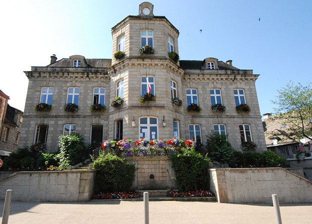 Mairie d'Argentat-Sur-Dordogne